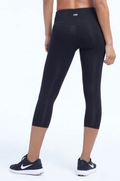 Marika Carrie Butt Booster Capri