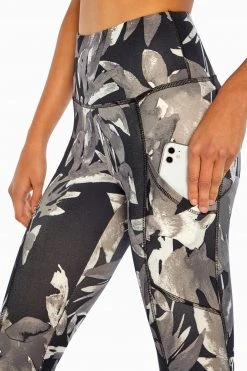 Marika Balance Collection Printed Side Pocket Eclipse Ankle Legging Bottoms