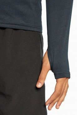 Marika Balance Collection For Men Essential Long Sleeve Tee