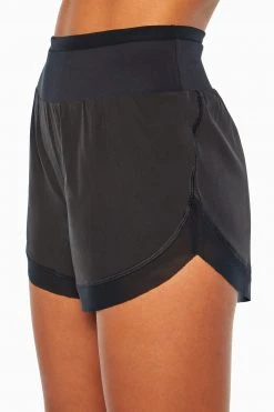 Marika Cycle House Flyaway Short 44 Marika Cycle House Flyaway Short