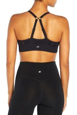 Marika Mary Seamless Sports Bra Features