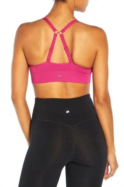 Marika Mary Seamless Sports Bra Features