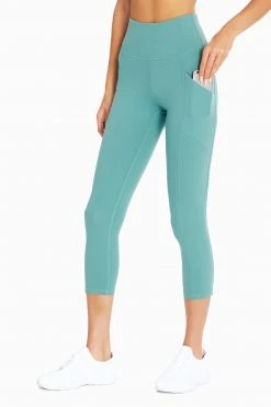 Marika Drew Side Pocket Tummy Control Mid Calf Capri 35 Marika Drew Side Pocket Tummy Control Mid Calf Capri