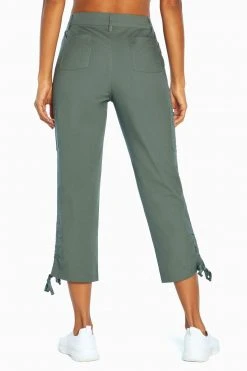 Marika Skylar Capri Pant
