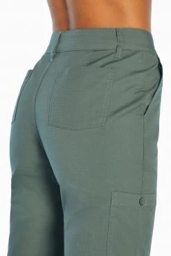 Marika Skylar Capri Pant