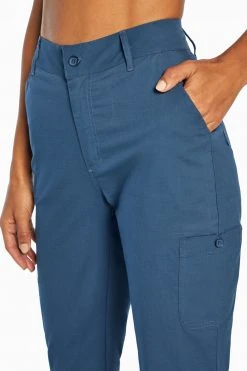 Marika Skylar Capri Pant