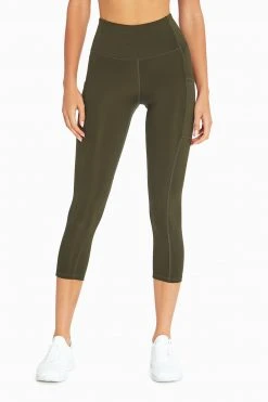 Marika Elsa Side Pocket Mid Calf Capri