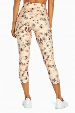 Marika Pocket Shop Carson Side Pocket Mid Calf Capri