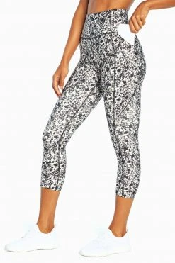 Marika Pocket Shop Carson Side Pocket Mid Calf Capri