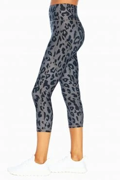 Marika Ignite Side Pocket Mid Calf Capri Features 22 Marika Ignite Side Pocket Mid Calf Capri Features