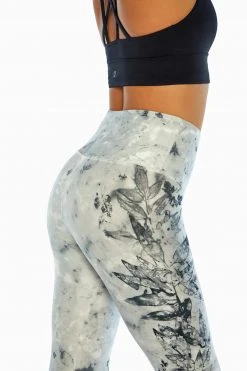 Marika Pocket Shop Enchant Printed Legging 21 Marika Pocket Shop Enchant Printed Legging