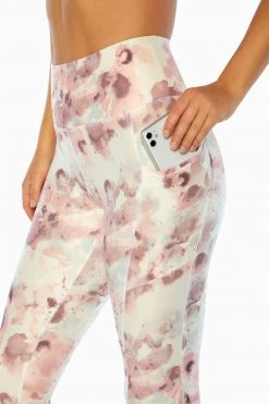 Marika Pocket Shop Wanderer Side Pocket Legging 50 Marika Pocket Shop Wanderer Side Pocket Legging