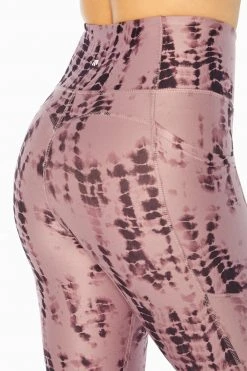 Marika Drift Side Pocket Legging Features