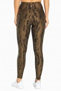 Marika Drift Side Pocket Legging Features