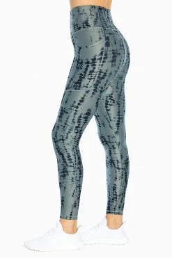 Marika Drift Side Pocket Legging Features