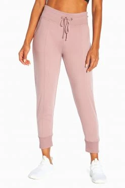 Marika Mona Jogger Features