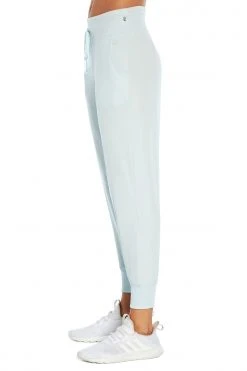 Marika Mona Jogger Features