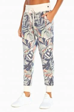 Marika Resort Jogger Pocket Shop 18 Marika Resort Jogger Pocket Shop