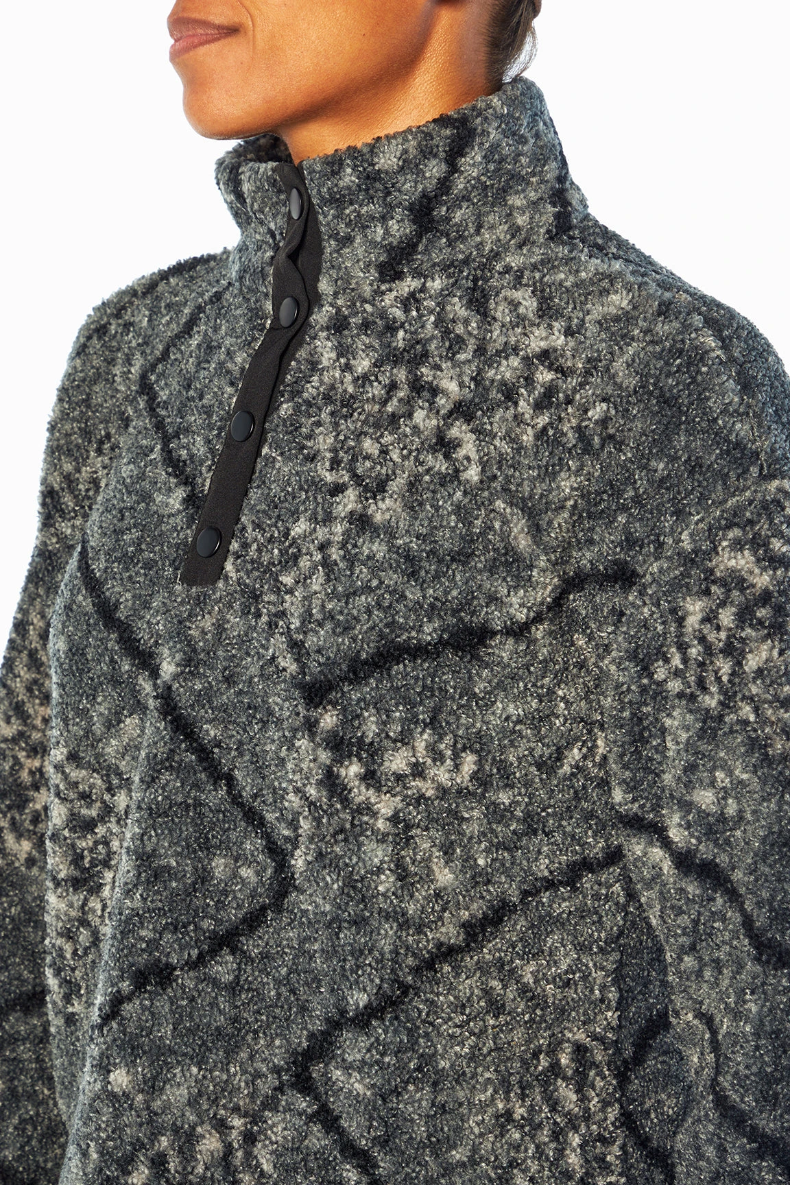 Marika Tyra Cropped Sherpa Pullover 15 Marika Tyra Cropped Sherpa Pullover