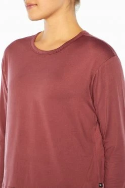 Marika Essential Long Sleeve Tee 52 Marika Essential Long Sleeve Tee