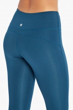 Marika Sport Solid Capri Legging - Teal Nights